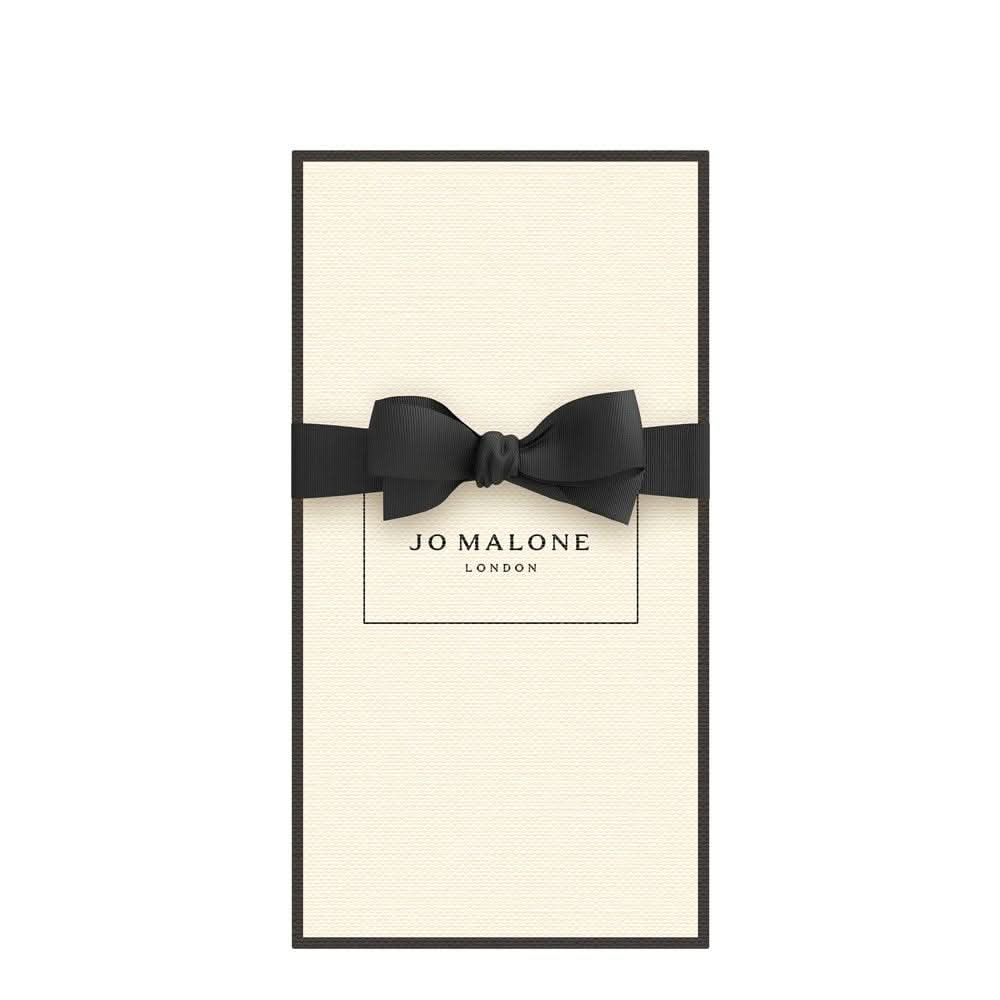 Wood Sage & Sea Salt Cologne Eau De Cologne Jo Malone London Wood Sage & Sea Salt is an intriguing and sophisticated Eau de Cologne that captures the essence of the coastal landscape. The fragrance evokes the rugged charm of the seaside, blending earthy a