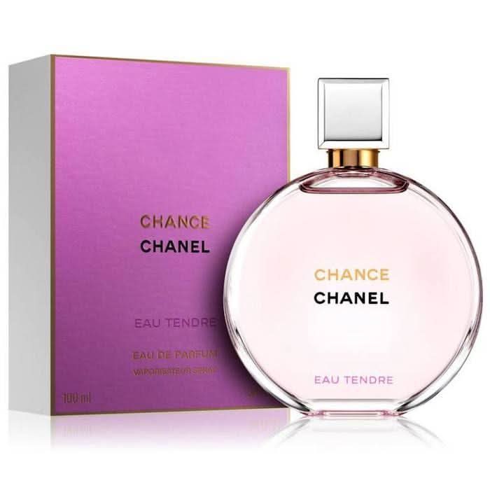 Chance Eau Tendre Eau De Parfum Fragrance DescriptionChanel Chance Eau Tendre wraps you in a sensual scent that enhances your charm, highlights your uniqueness, and makes you unforgettable. This fragrance possesses the power to captivate and lead you into