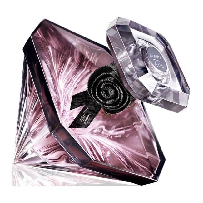 La Nuit Tresor Eau De Parfum Lancôme La Nuit Trésor is a captivating and luxurious fragrance that embodies romance and seduction. This scent is designed for the woman who wants to make a bold statement with an aura of mystery and allure. Fragrance Profile