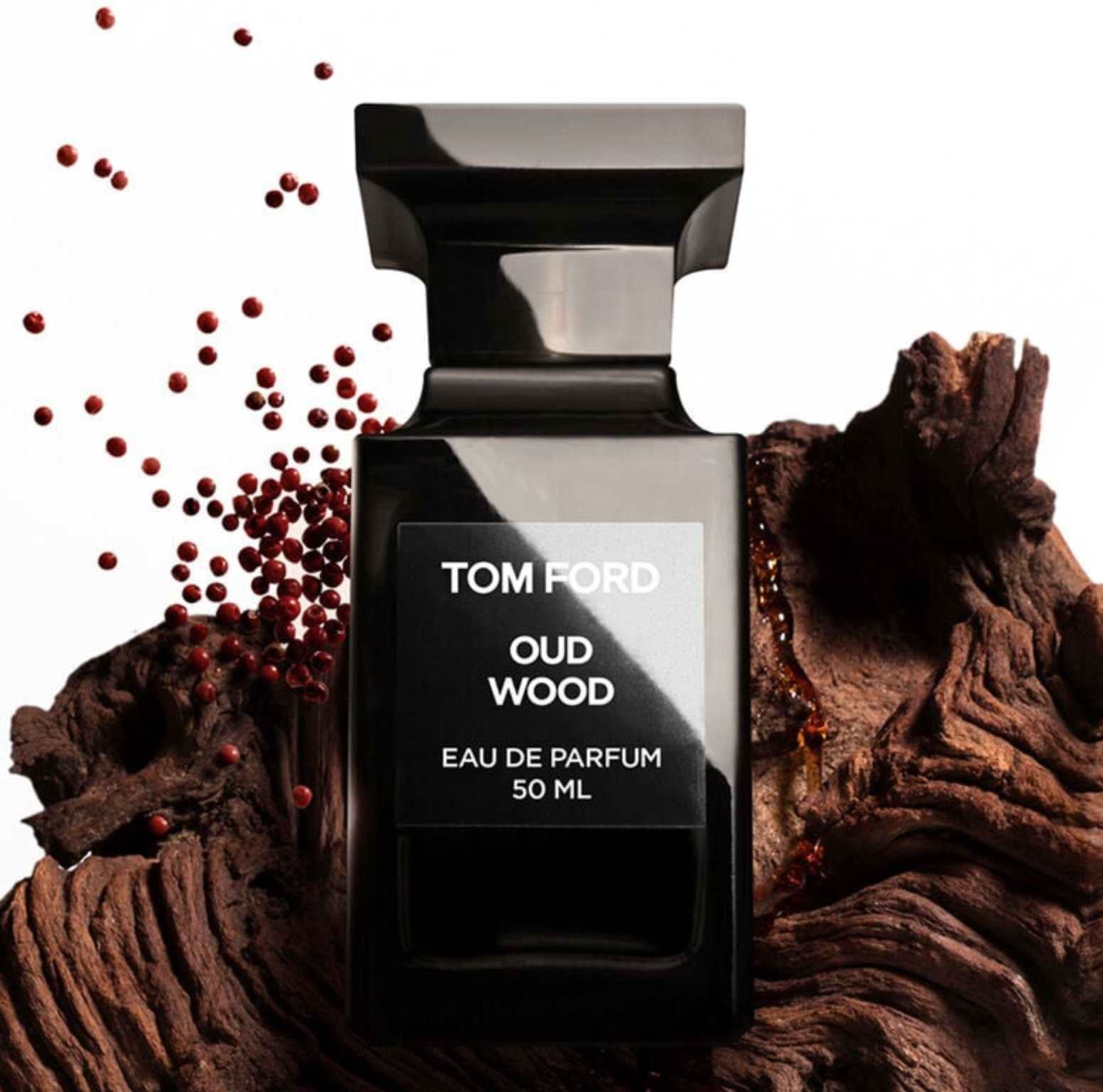 Oud Wood Eau De Parfum Tom Ford Oud Wood Eau De Parfum is an exotic, refined fragrance that showcases the rare and precious essence of oud, intertwined with a sophisticated blend of woods and spices. This scent is a testament to luxury and elegance, appea